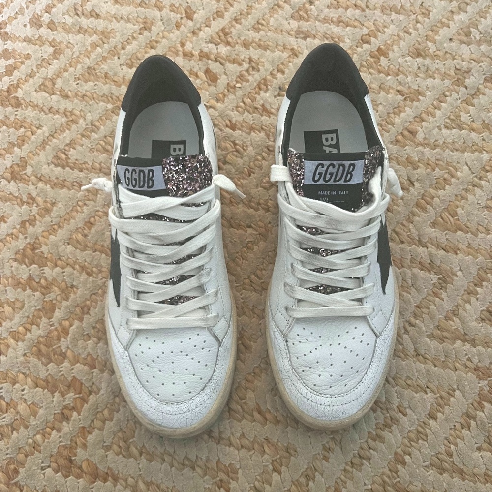 Golden Goose Ball Star with Glitter Tongue, 7